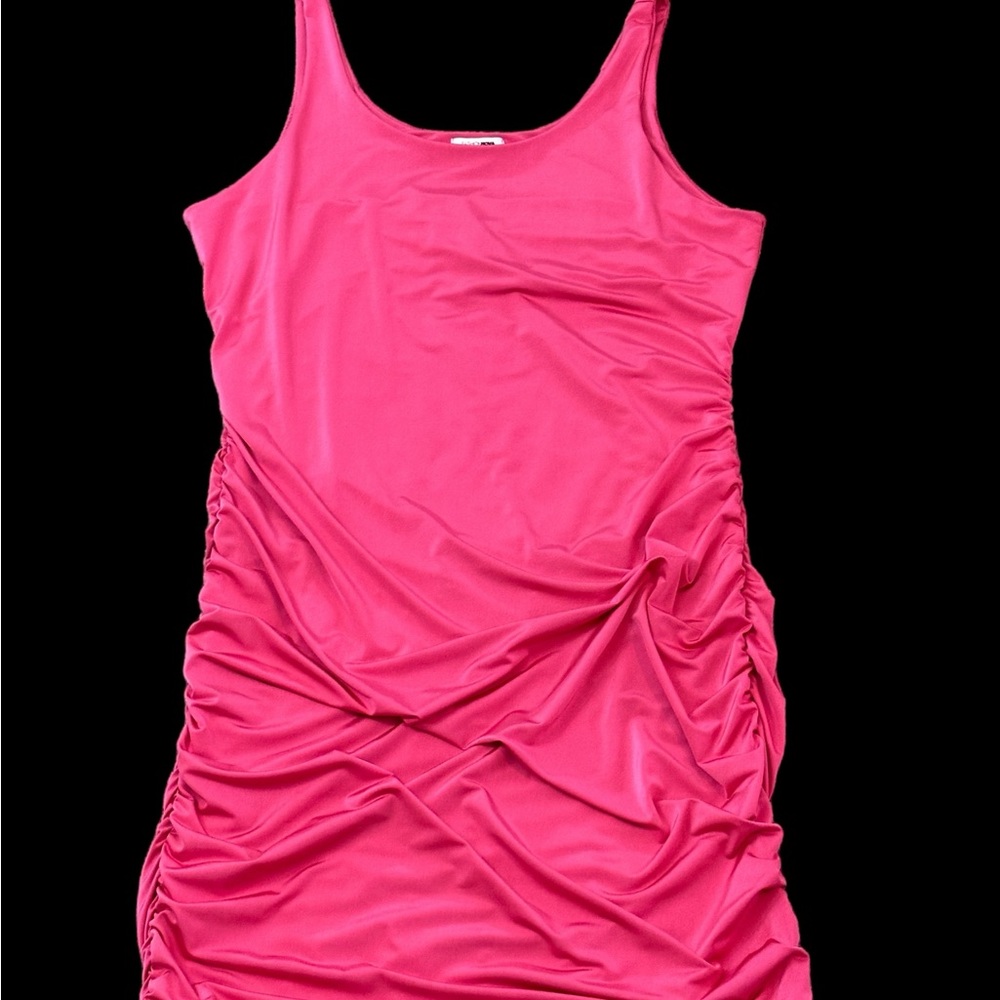 Back it up Dress‎